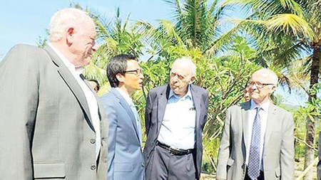 Scientists taking part in the conference ‘Basic Science and Society’ held in the International Centre for Interdisciplinary Science and Education (ICISE) in Quy Nhon City in July 2016