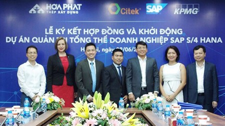 The contract signing ceremony