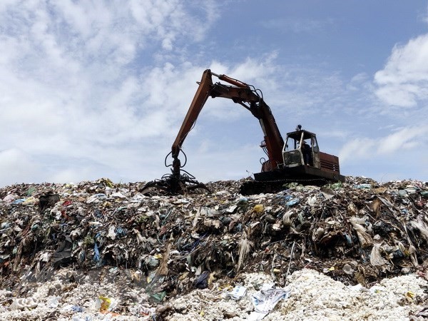 HCM City’s residents complain about waste treatment stench