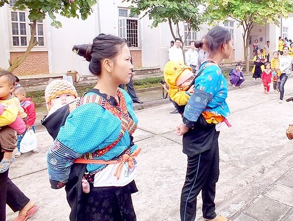 Child marriage in ethnic minority groups is still high (Photo: SGGP)