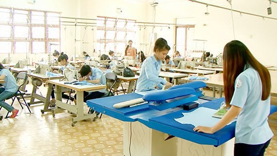 Students are learning a job at a vocational school in HCMC (Photo: SGGP)