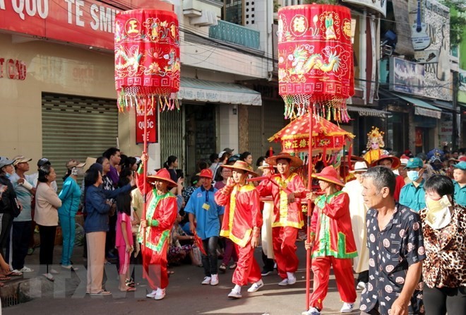 At the ‘Nghinh Ong xuat du’ ritual (Photo: VNA)