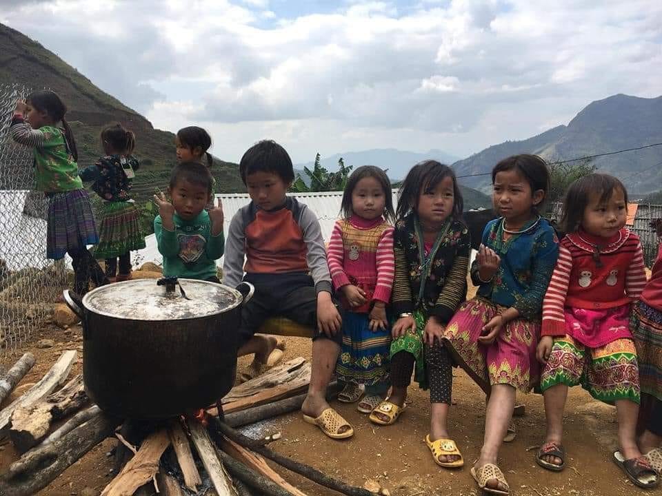 Children in mountainous district (Photo: TAT )