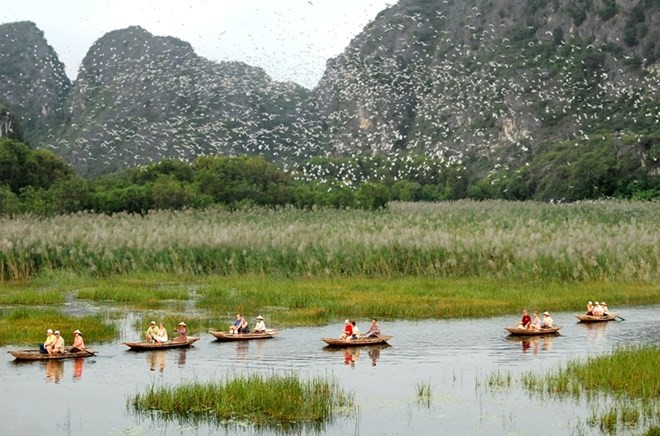 Scene at the Van Long Wetland Nature Reserve (Photo: sodulich.ninhbinh.gov.vn)