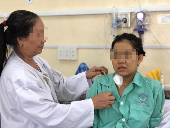 Doctors save amniotic fluid embolism pregnant during Cesarean section