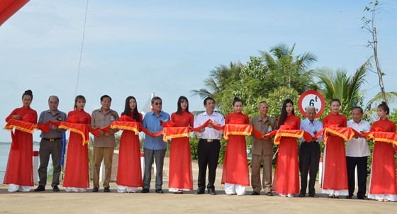 Inauguration of $ 3.6 million freshwater reservoir in Ben Tre