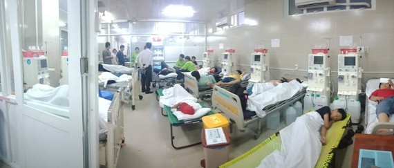 Over 100 schoolers hospitalized after having steamed glutinous rice