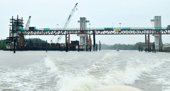 Cay Kho sluice gate in Binh Chanh District, one of key components of the mammoth anti-flooding project (Photo: SGGP)