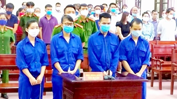 Defendants at the court (Photo: SGGP)