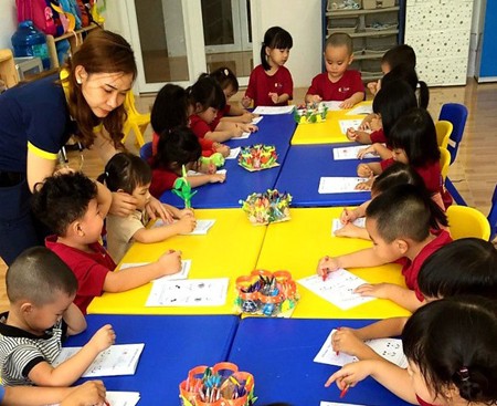 Children in a private school in Soc Trang City. 