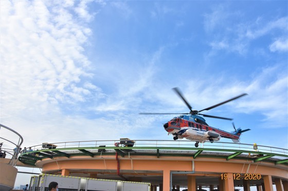 Vietnam’s first rooftop helipad for medical service begins operating in HCMC ảnh 2 Vietnam’s first rooftop helipad for medical service begins operating in HCMC ảnh 2