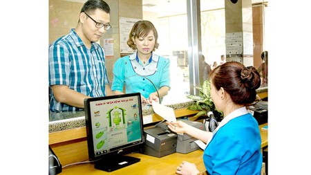 People coming to University Medical Center HCMC for treatment. (Photo: SGGP)