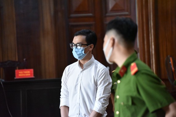 Flight attendant receives two-year probation for spreading dangerous disease ảnh 1 Flight attendant receives two-year probation for spreading dangerous disease ảnh 1