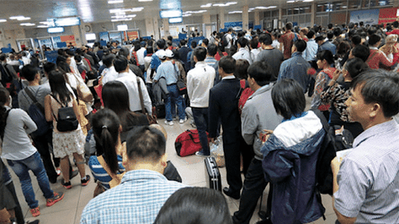 Ministry orders to reduce congestion in Tan Son Nhat airport’s domestic terminal ảnh 1 Ministry orders to reduce congestion in Tan Son Nhat airport’s domestic terminal ảnh 1