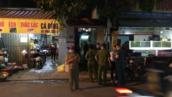 HCMC blocks alley in Binh Tan because of Covid-19 case ảnh 1 HCMC blocks alley in Binh Tan because of Covid-19 case ảnh 1