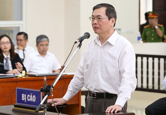 Ex-minister of industry and trade gets 11-year jail sentence ảnh 1 Ex-minister of industry and trade gets 11-year jail sentence ảnh 1
