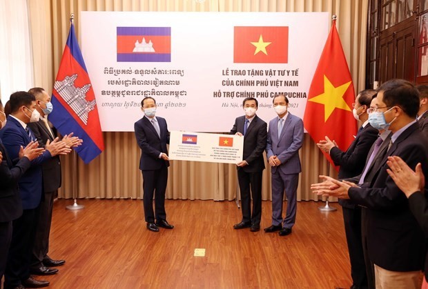 Vietnam offers medical supplies to Cambodia amid COVID-19 ảnh 1 Vietnam offers medical supplies to Cambodia amid COVID-19 ảnh 1