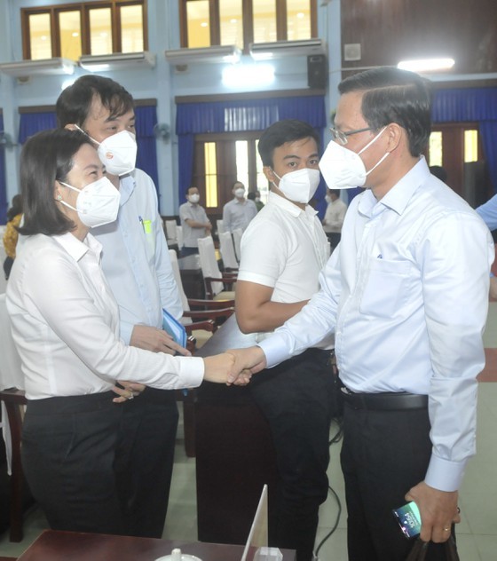 HCMC finalizes plan for school reopening: City Chairman ảnh 2