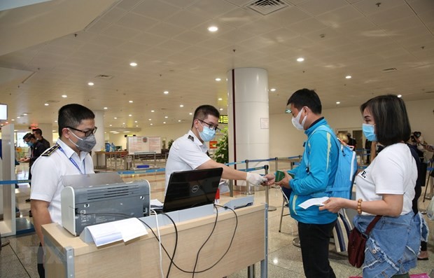 Hanoi applies centralised quarantine for passengers from countries with Omicron ảnh 1 Hanoi applies centralised quarantine for passengers from countries with Omicron ảnh 1