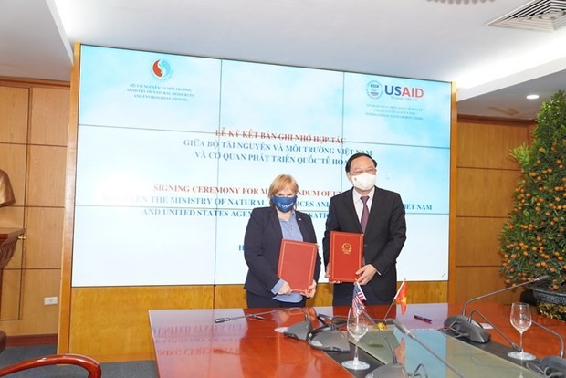 Vietnam, US enhance cooperation in climate change, environmental pollution ảnh 1 Vietnam, US enhance cooperation in climate change, environmental pollution ảnh 1