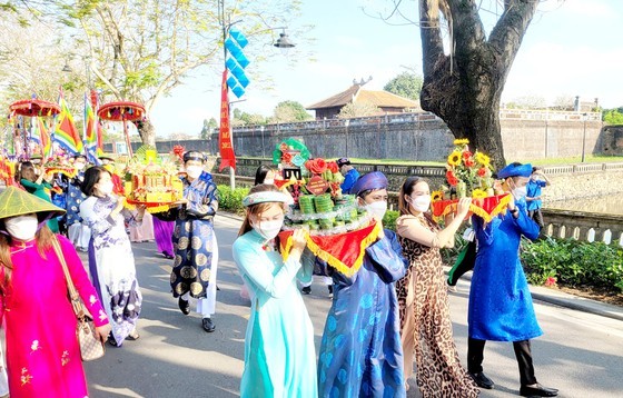 Spring atmosphere in the air countrywide ảnh 4