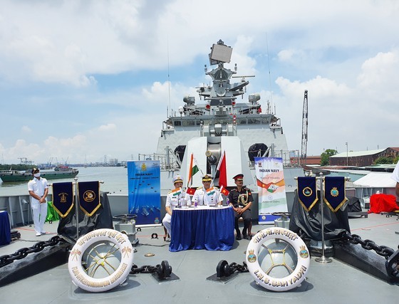 Two Indian Navy ships visit Ho Chi Minh City ảnh 3 Two Indian Navy ships visit Ho Chi Minh City ảnh 3