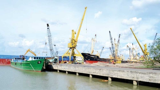 Investment in waterway transport infrastructure in Mekong Delta needed ảnh 2 Investment in waterway transport infrastructure in Mekong Delta needed ảnh 2
