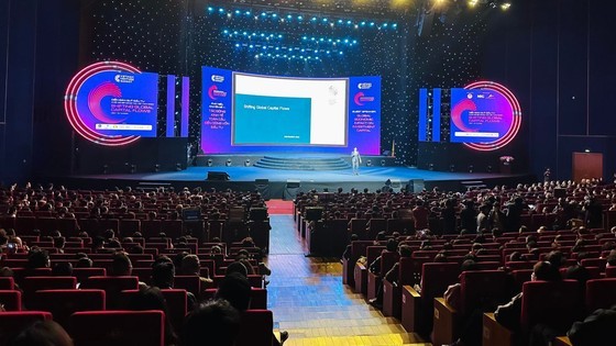 At the Vietnam Innovative Startup Investment Fund Forum 2022 At the Vietnam Innovative Startup Investment Fund Forum 2022