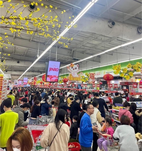 Scrammed supermarkets have been full of shoppers