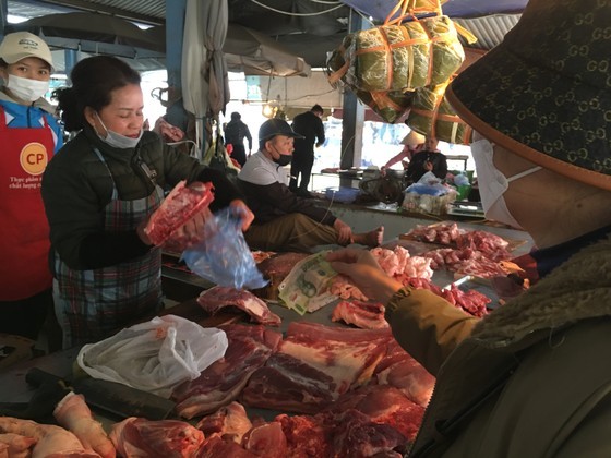 Prices of pork fall this year in the run-up to the Tet holiday Prices of pork fall this year in the run-up to the Tet holiday