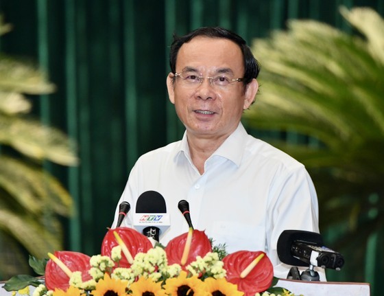 Secretary of Ho Chi Minh City Party Committee Nguyen Van Nen at the meeting (Photo: SGGP) Secretary of Ho Chi Minh City Party Committee Nguyen Van Nen at the meeting (Photo: SGGP)