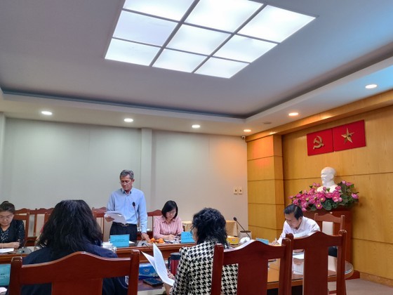Mr. Khuu Manh Hung, Head of the Department of Education and Training in District 12 speaks at the meeting (Photo: SGGP)