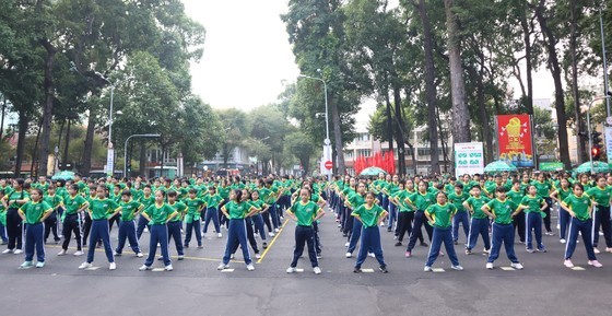 Small children perform at the event in HCMC (Photo: SGGP) Small children perform at the event in HCMC (Photo: SGGP)
