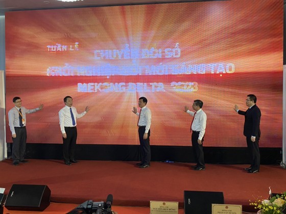 At the opening ceremony At the opening ceremony