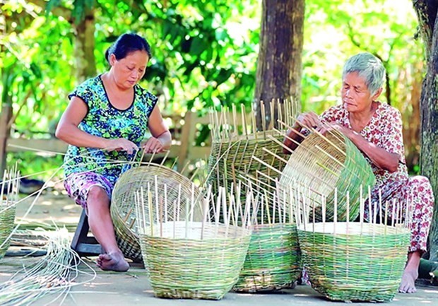 The bamboo knitting craft village in Dai An commune of Tra Cu district, Tra Vinh province. The village produces tens of thousands of bamboo products annually and provides livelihoods to hundreds of Khmer people. (Photo: VNA)