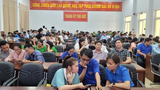 Candidates at the first round Candidates at the first round