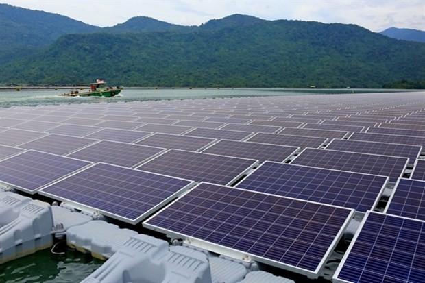 A floating solar farm in Binh Thuan Province. (Photo: VNA) A floating solar farm in Binh Thuan Province. (Photo: VNA)