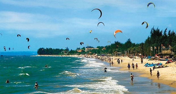 Mui Ne beach in Binh Thuan province. (Photo: baobinhthuan.com.vn) Mui Ne beach in Binh Thuan province. (Photo: baobinhthuan.com.vn)