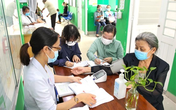 HCMC spends money to take care of dwellers&apos; health condition