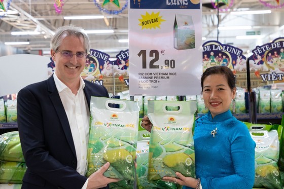 Vietnamese rice is displayed in a supermarket in France