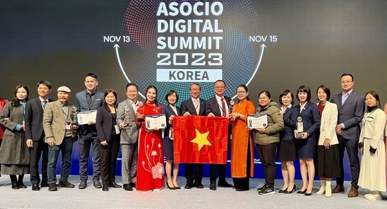 HCMC wins ASOCIO’s Digital Government Award HCMC wins ASOCIO’s Digital Government Award