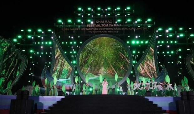 The southernmost province of Ca Mau on December 10 kicks off its first-ever shrimp festival. (Photo: VNA) camau-284.jpg