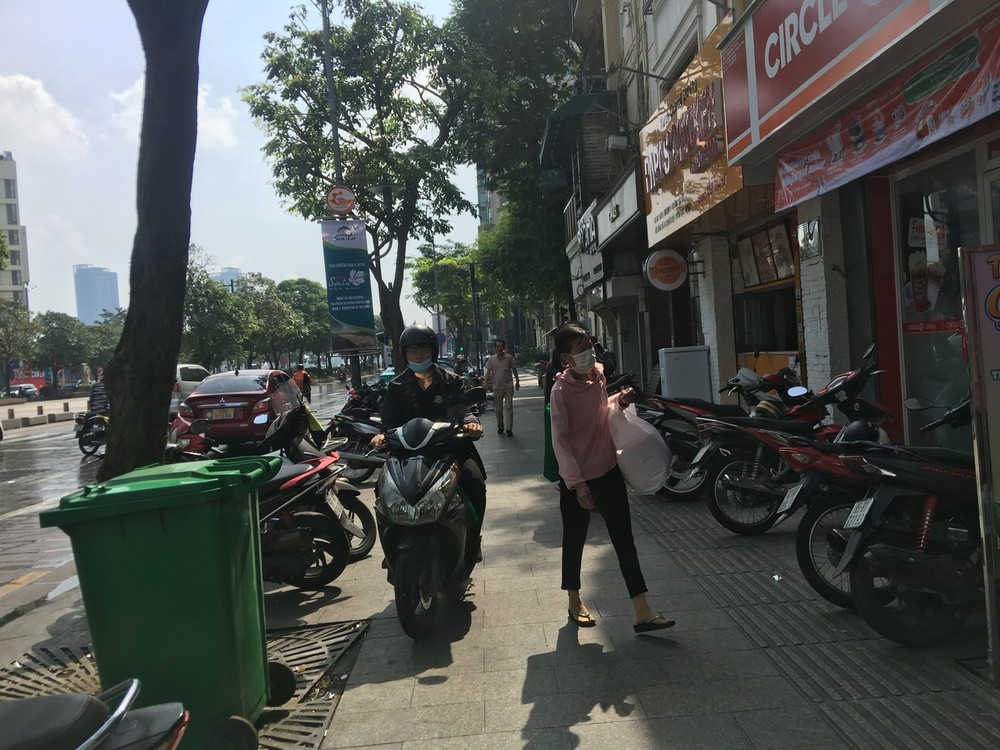 Vehicle parking problem in HCMC’s downtown areas parking-lot-4008.jpg