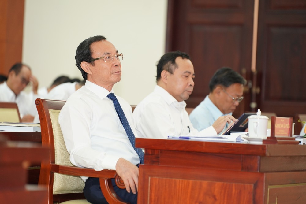 Secretary Nguyen Van Nen at the conference nen-863.jpeg