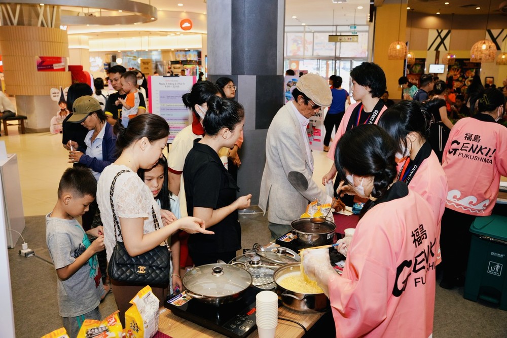 The event ‘Genki! Fukushima 2024’ takes place at HCMC-based Aeon Mall Tan Phu Celadon khach-trai-nghiem-san-pham-6736jpg-4203.jpg