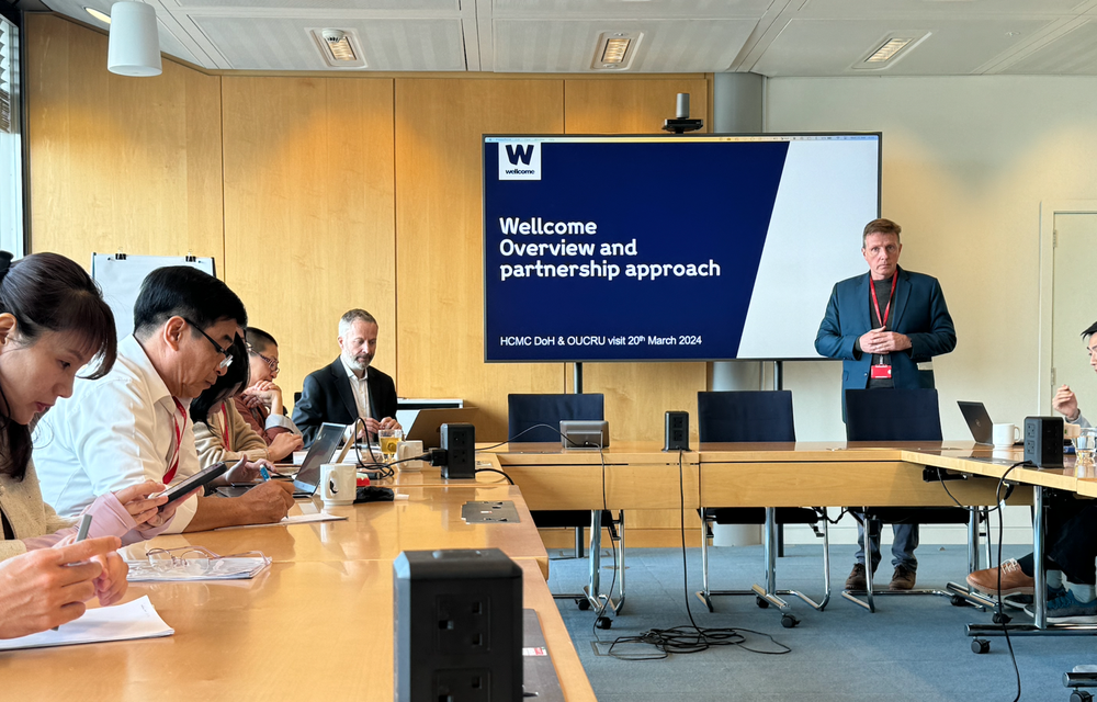 Director of the Oxford University Clinical Research Unit & Vietnam Wellcome Africa Asia Program, Professor Guy Thwaites proposes the Wellcome Foundation consider support for the HCMC health sector’s formation of an innovation incubator. health-4760.png