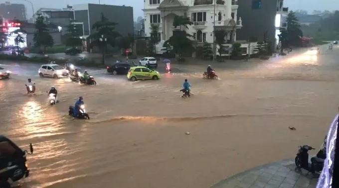 Lang Son City flooded due to rain on the afternoon of June 2. lang son.jpg