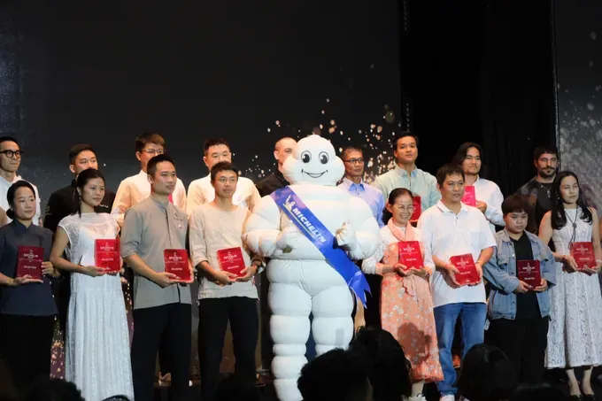 Many restaurants in Hanoi, Ho Chi Minh City, Da Nang are honored by Michelin Guide b5fc72fdccd7788921c6-5483-7919.jpg