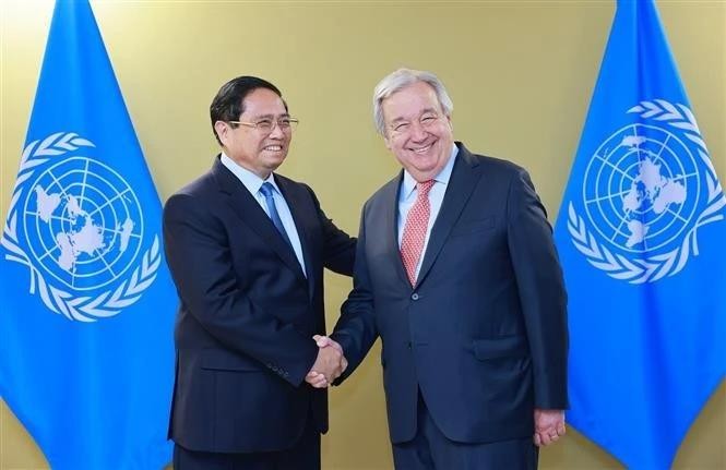 Prime Minister Pham Minh Chinh (L) and United Nations Secretary-General Antonio Guterres in Nice, France, on June 9 during their attendance of the third United Nations Ocean Conference (UNOC3). (Photo: VNA) pm-chinh-un-sc-2.jpg