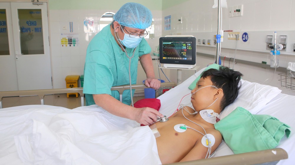 The boy receives a transplanted organ from a donor img-20250619-081144-5056-5683.jpg.jpg